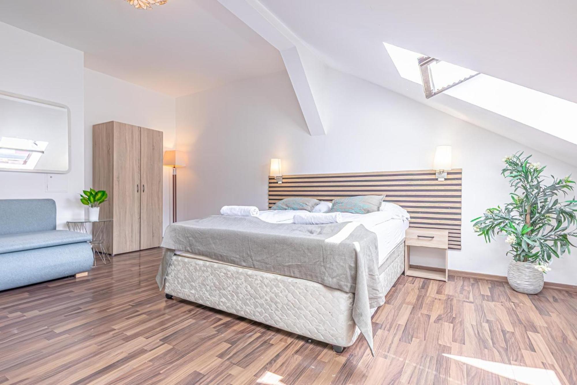 Spacious 3br Shared Apt, Very In Wenen